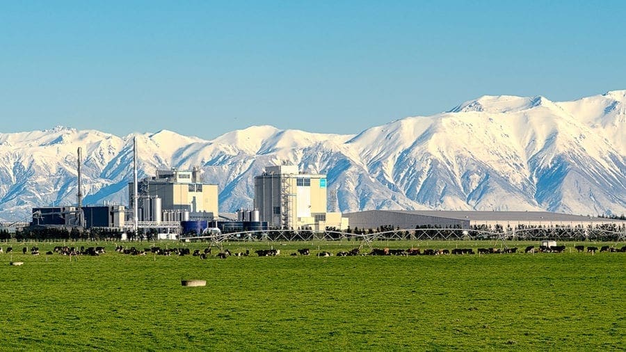 Thumbnail for FrieslandCampina, Mondelēz International partners to boost sustainability in dairy supply chain