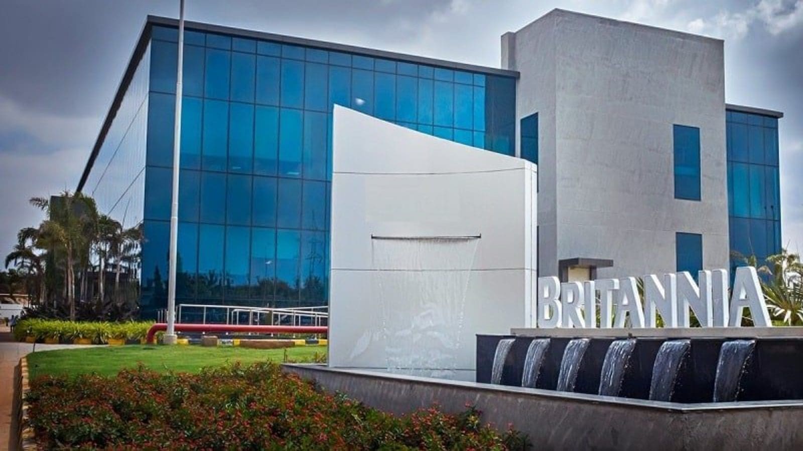 Thumbnail for Malaysian dairy Farm Fresh Berhad to invest US$54.58m IPO funds into capacity expansion projects