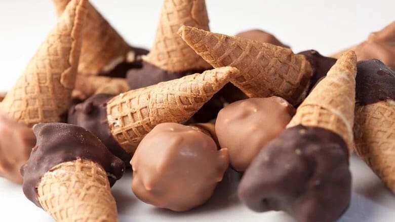 Thumbnail for Danone announces 7% price cut on Aptamil infant formula in response to CMA probe