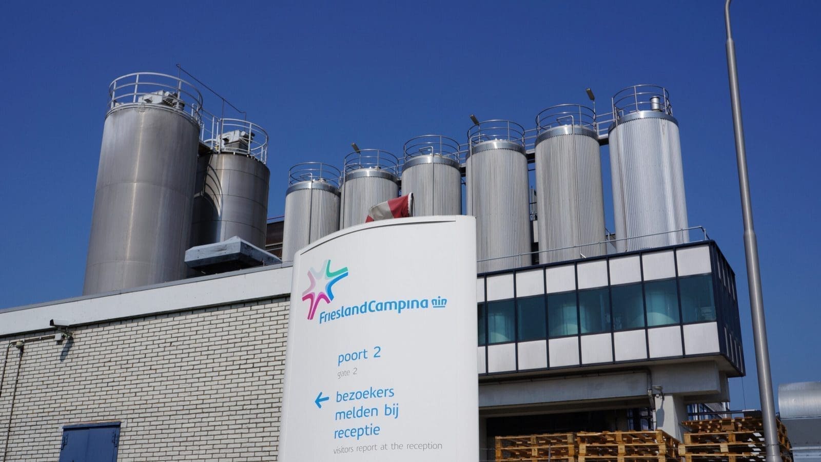 Thumbnail for FDA grants GRAS status to Superbrewed Food’s postbiotic cultured protein