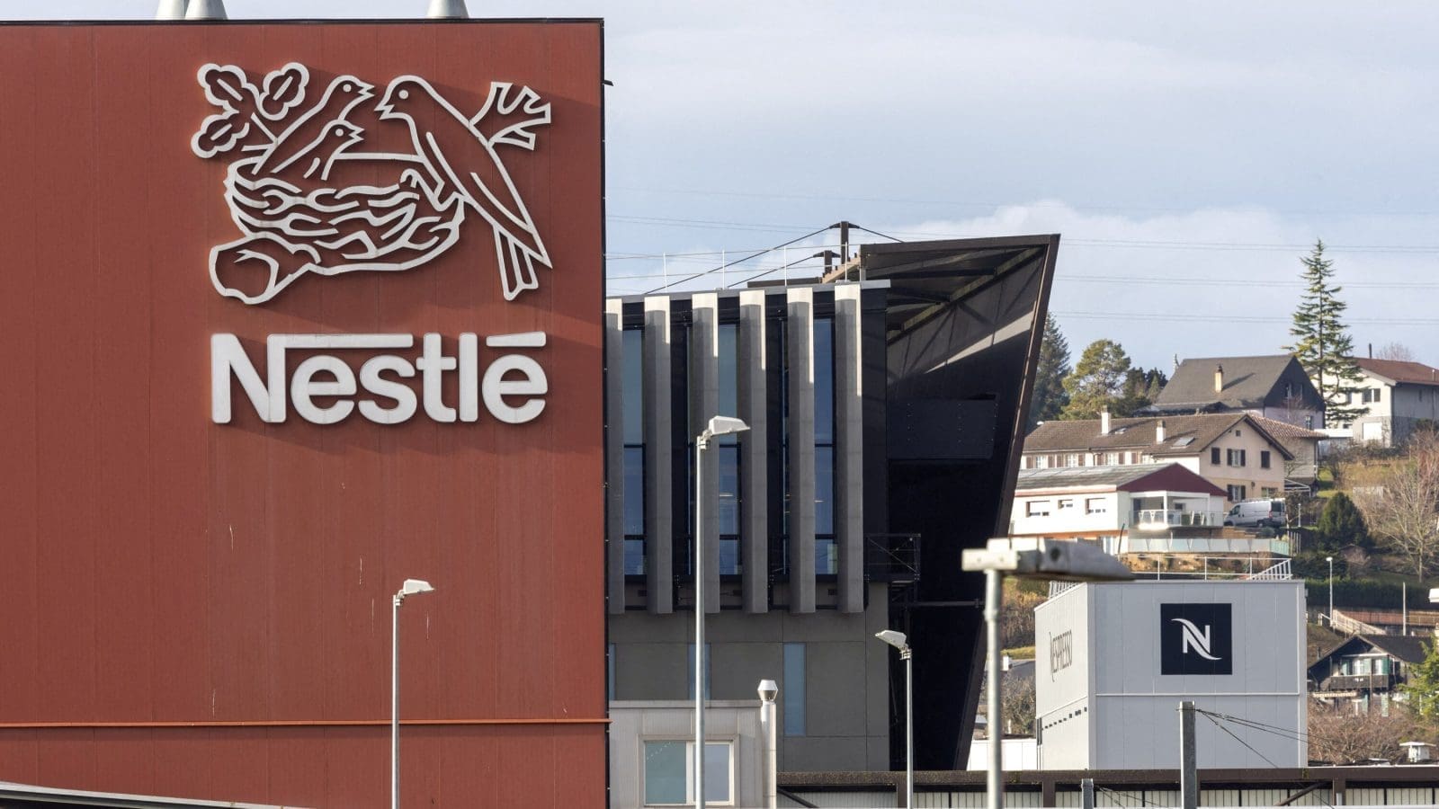 Thumbnail for Kenya commits to timely payments for farmers as New KCC restructures under new reforms