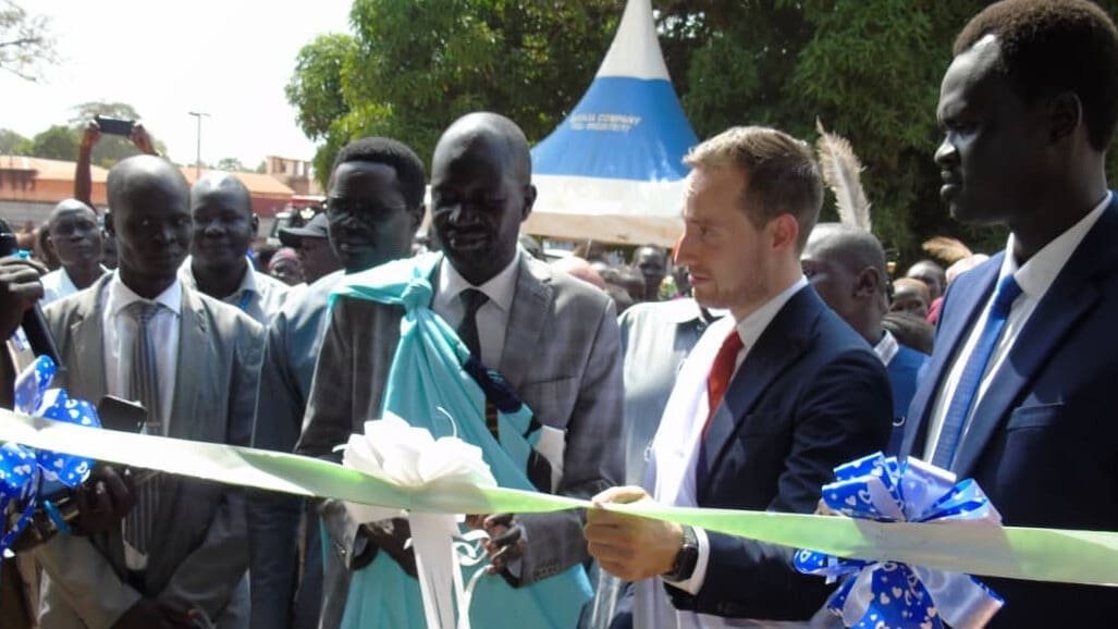 Thumbnail for Lakes State, Dutch Embassy launch women’s milk processing facility in Rumbek