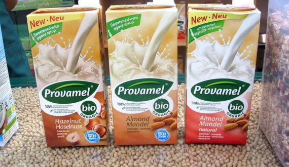 Thumbnail for Tetra Pak partners Standing Ovation to advance alternative casein production